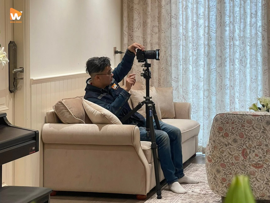 Sử dụng chân máy tripod là yêu cầu bắt buộc để có những bức ảnh kiến trúc nội thất sắc nét tuyệt đối