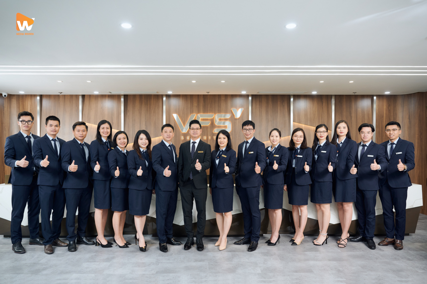 Hình ảnh đội ngũ cán bộ nhân viên tập đoàn VFS