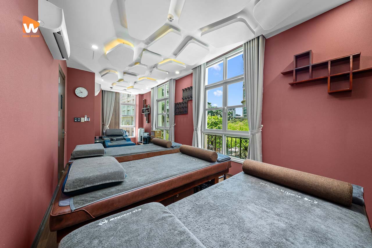 Phòng trị liệu tường hồng đất tại ON Wellness Spa