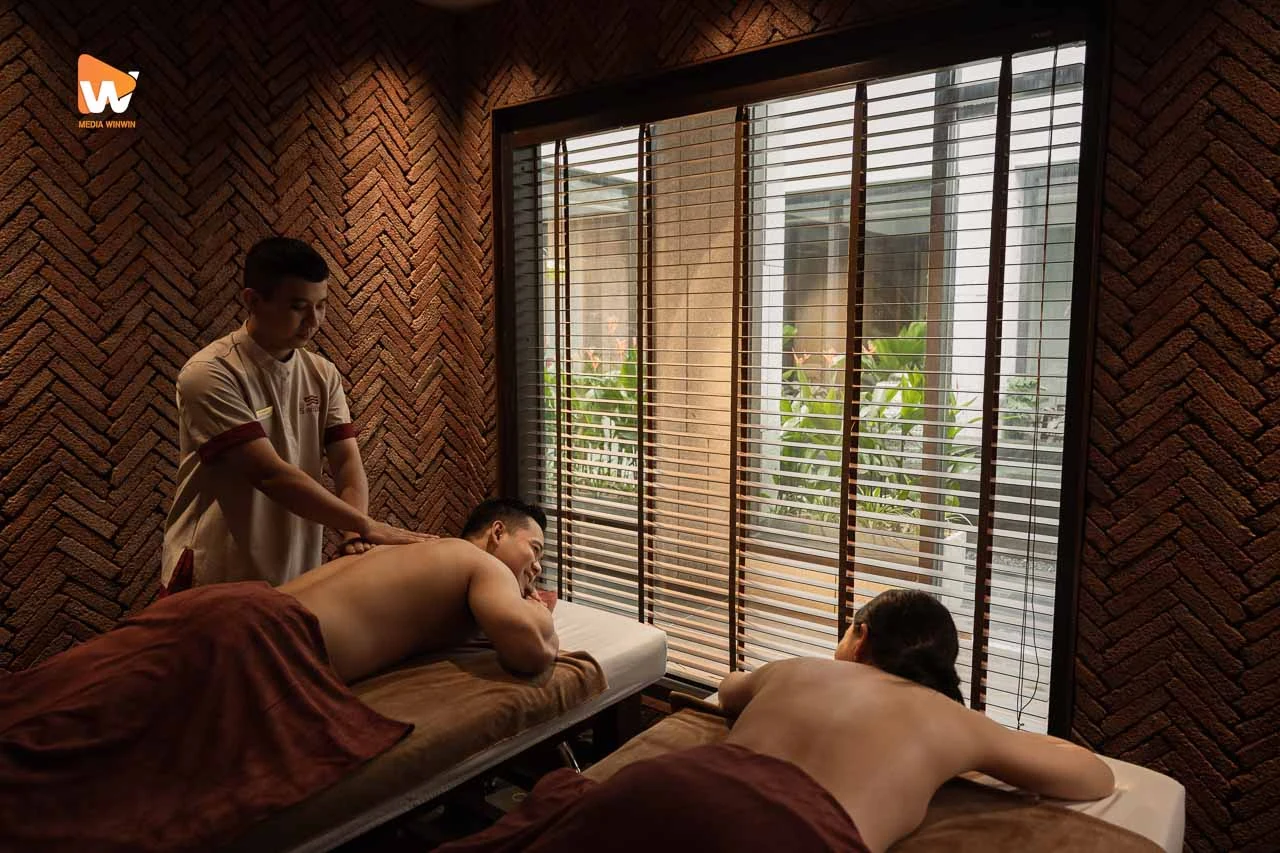 Cảnh chăm sóc tại phòng đôi Savillas Spa & Wellness
