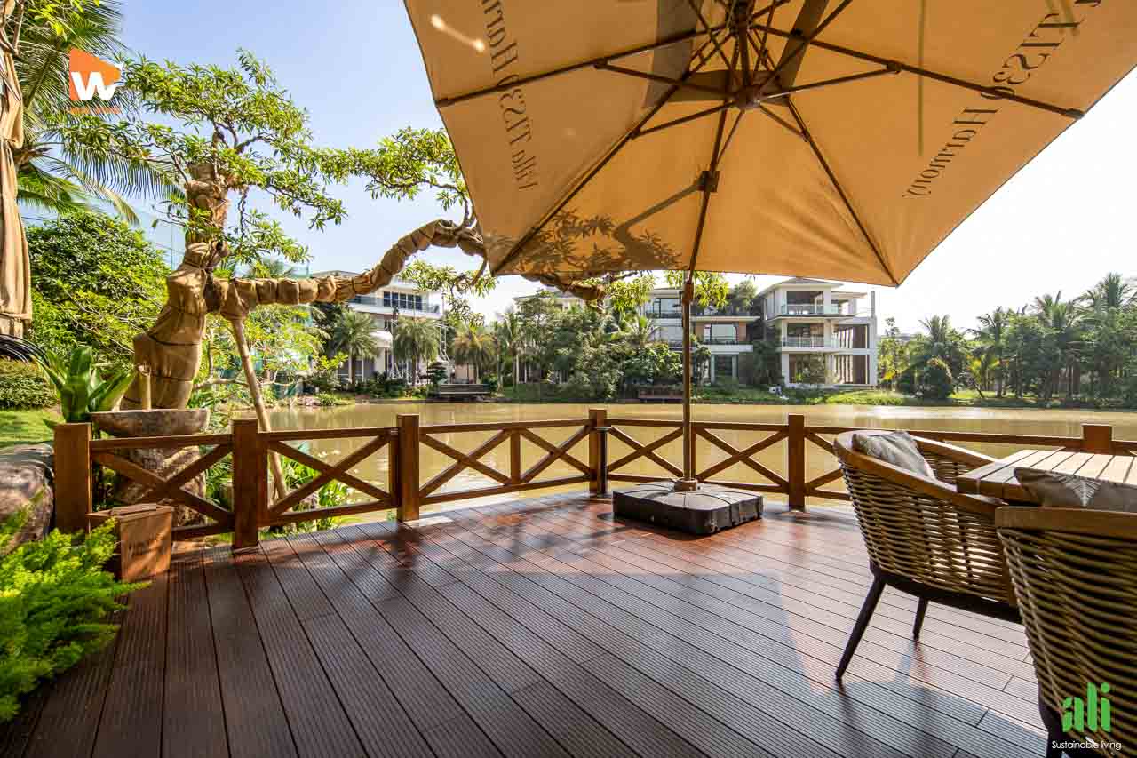 Hệ lan can và cầu gỗ ngoài trời Wood Ali tại Ecopark Đảo Ngọc - Media WinWin