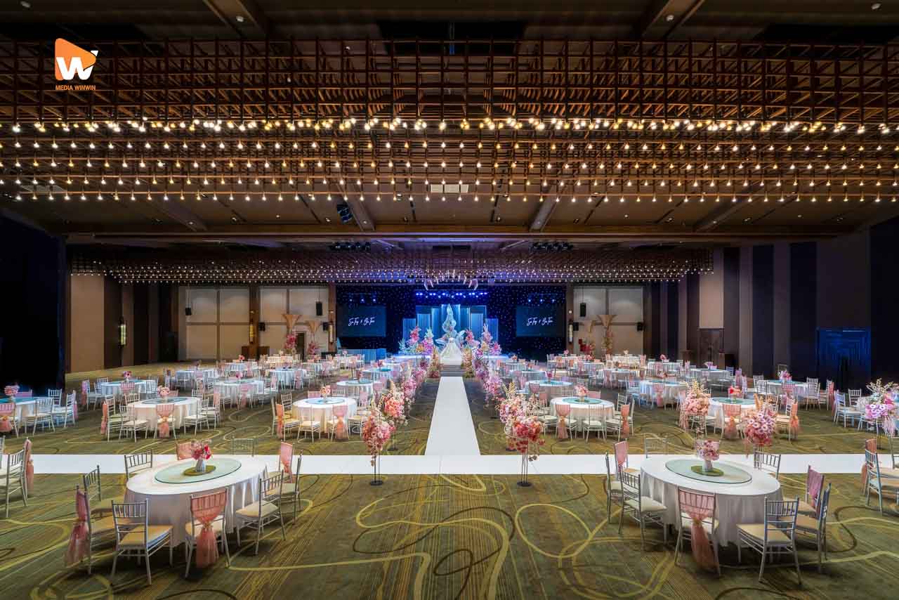 Chụp ảnh trung tâm tiệc cưới Trống Đồng Palace Lãng Yên — sảnh tiệc cưới dựng hoàn chỉnh