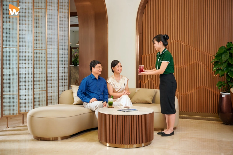 Chụp ảnh các tiện ích bên trong khách sạn