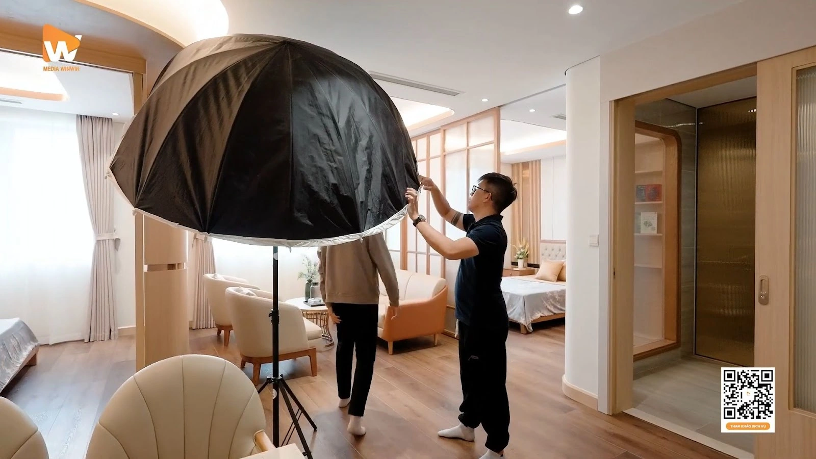 Setup ánh sáng trước buổi chụp 