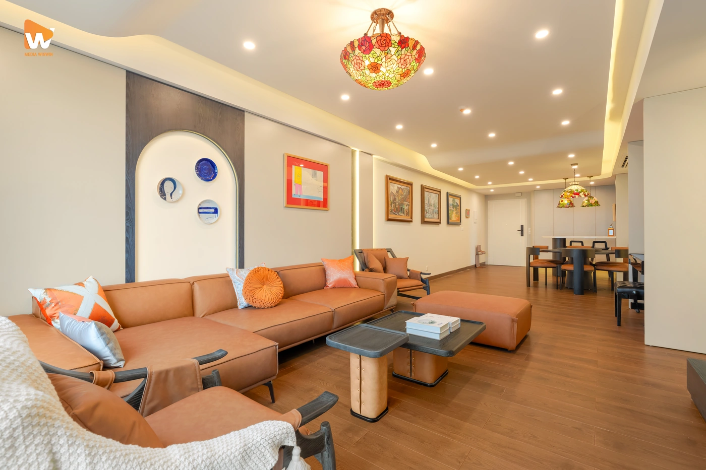 Nhất là đối với các công ty thiết kế nội thất, hay chủ các công trình, hình ảnh càng đẹp, bán hàng càng nhanh