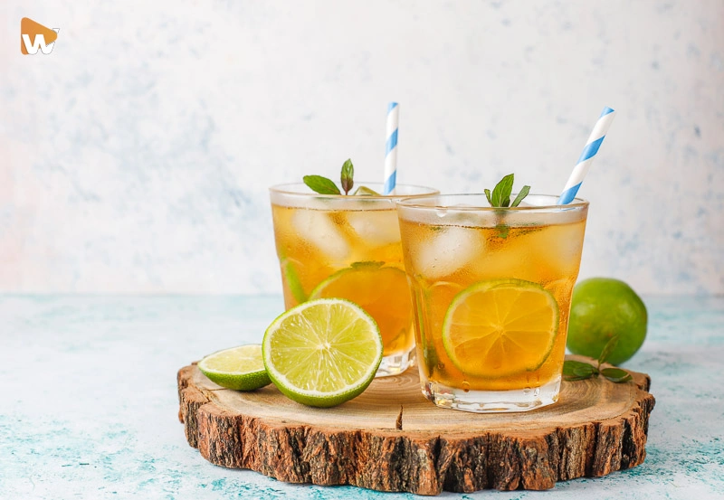 Kiểu ảnh chụp sản phẩm đẹp có bố cục được lựa chọn thêm phụ kiện liên quan giúp hình ảnh thêm ấn tượng