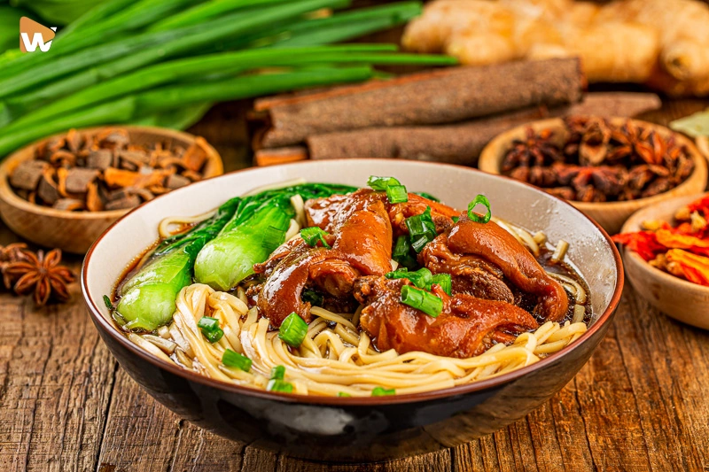 Chụp ảnh đồ ăn có bối cảnh luôn được đánh giá là thu hút nhất