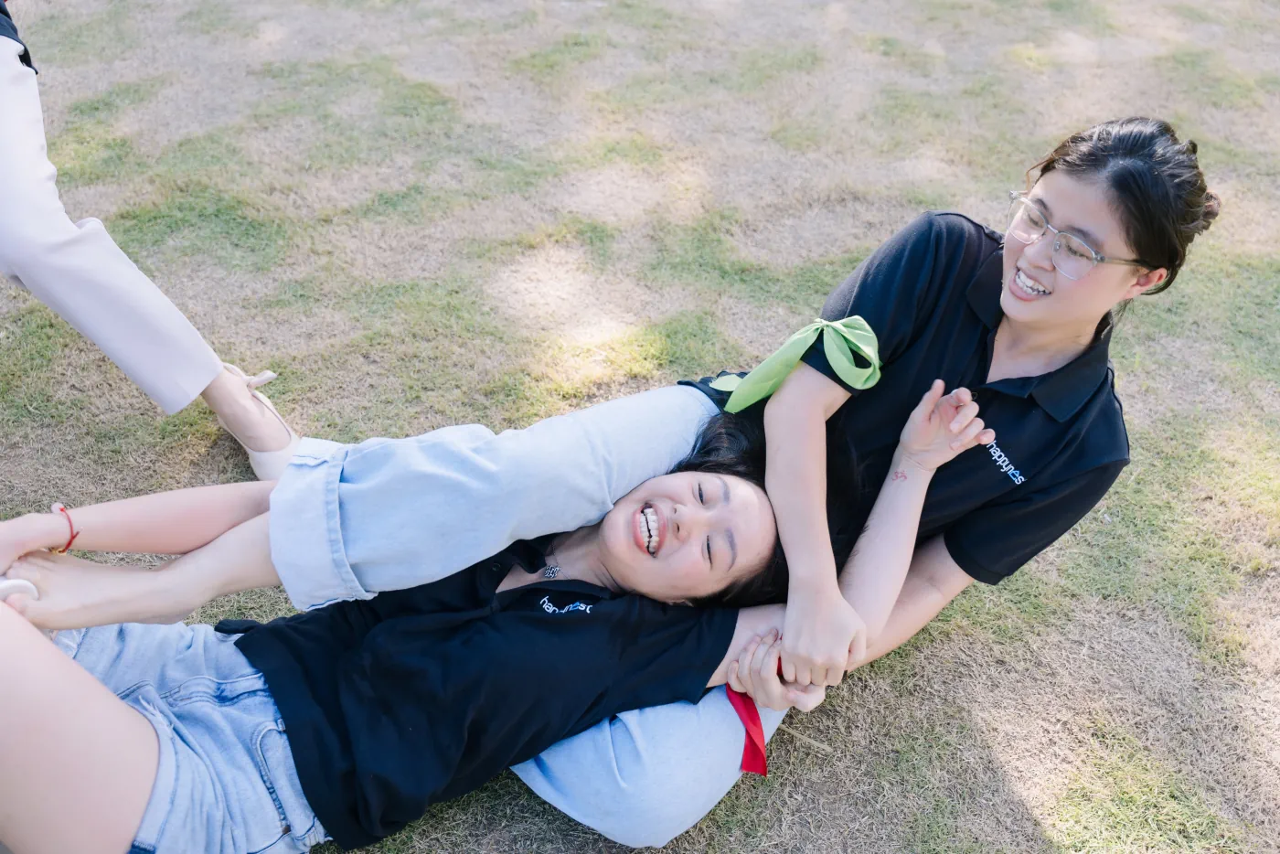 Hình ảnh team building ghi lại những khoảnh khắc đáng nhớ của mọi người