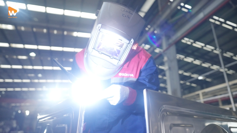 Chụp ảnh bị tình trạng lóa sáng khi chụp ảnh mối hàn