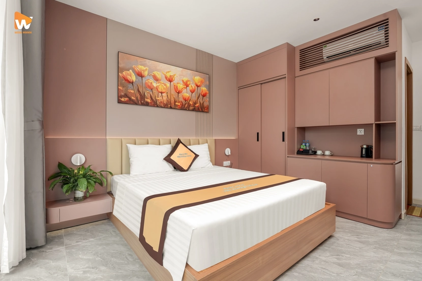 Mỗi giờ khảo sát địa điểm có thể tiết kiệm một ngày sản xuất. Chuyên gia của chúng tôi phân tích ánh sáng và góc máy để tối ưu hóa kế hoạch quay phim