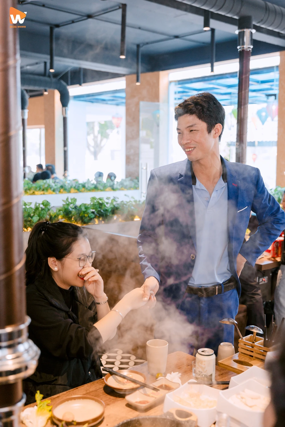 Khoảnh khắc ghi lại chân dung những người tạo nên và ủng hộ Chạn Buffet trong ngày đầu ra mắt