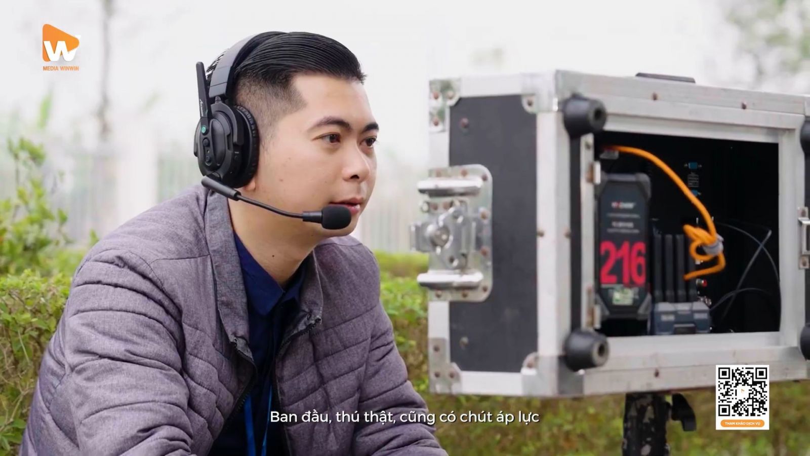 Đội ngũ chuyên gia nhiếp ảnh Media WinWin đang thực hiện