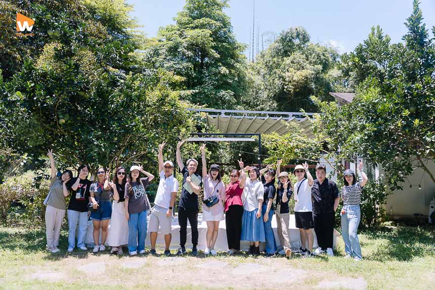Phong cách Năng động - Chụp ảnh team building